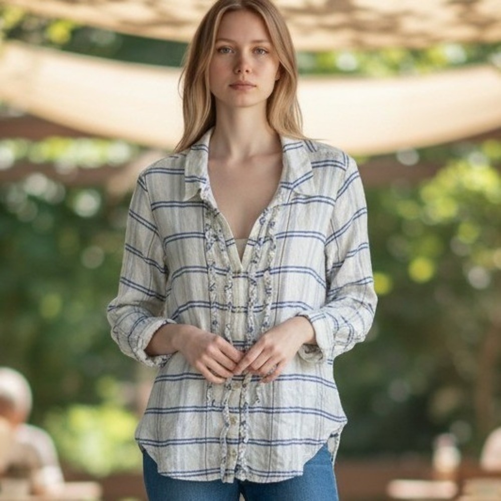 Pilcro Plaid Ruffle Front Shirt Womens L Blue White Viscose Wool Button Down